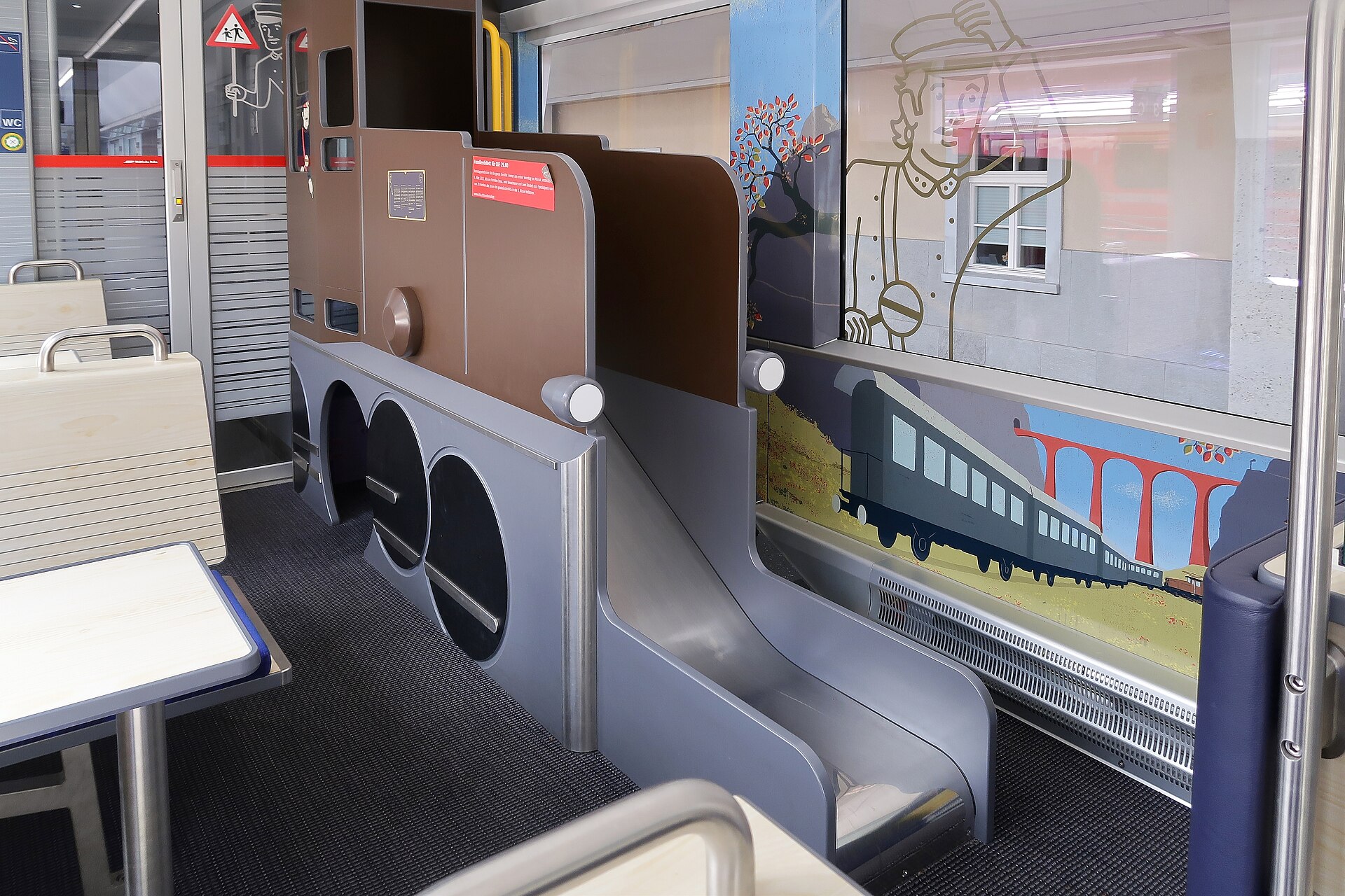 family train compartment children