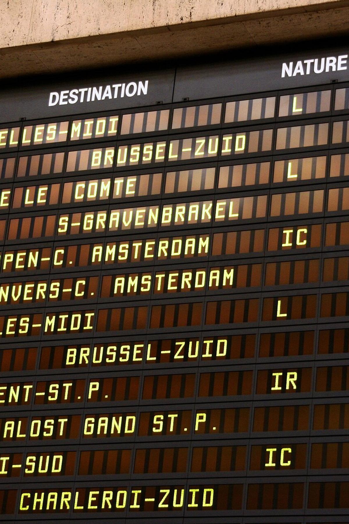 Belgium railway departure board