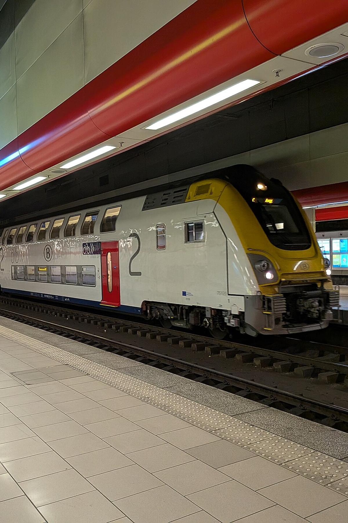Belgium airport train