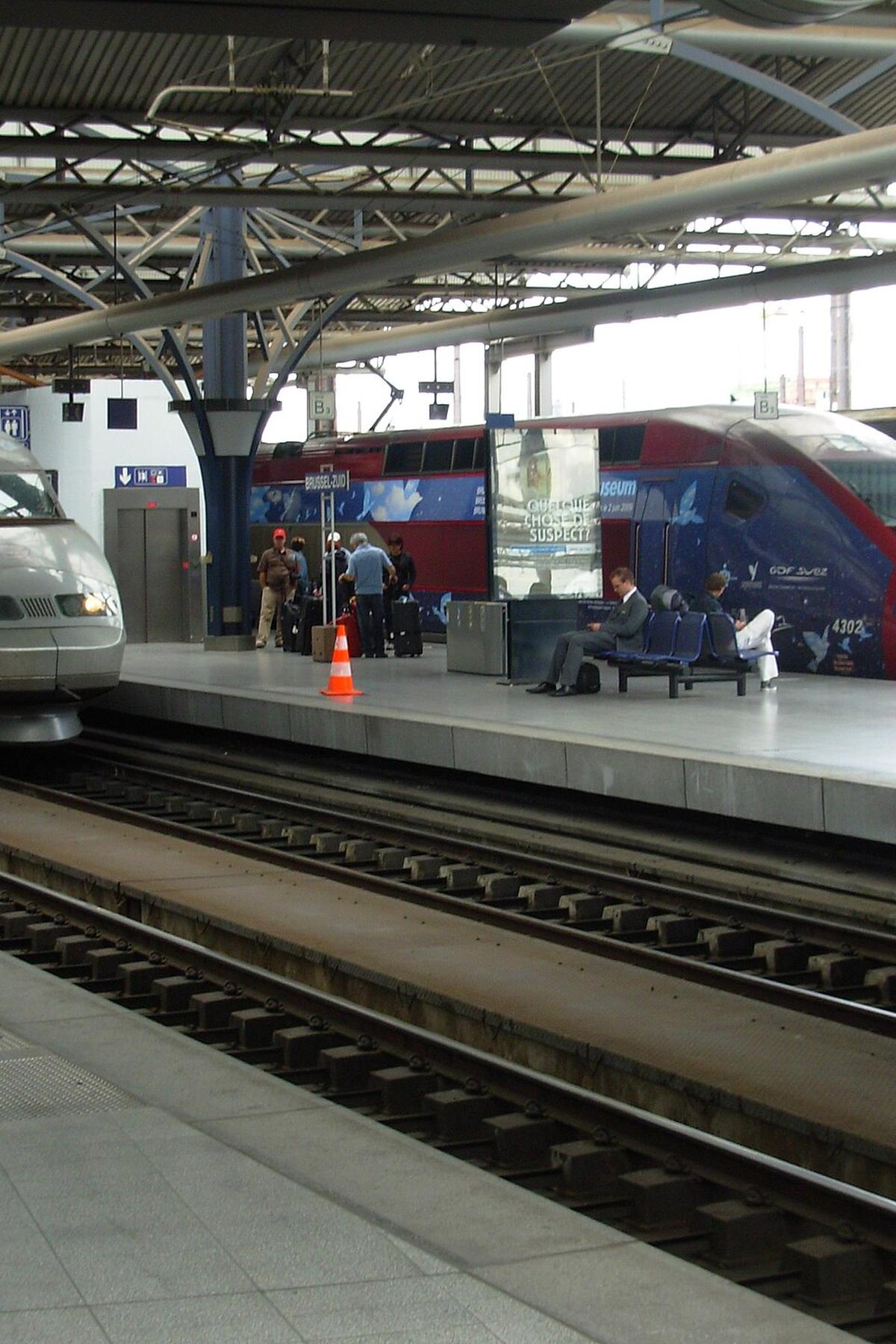 Brussels South railway platform